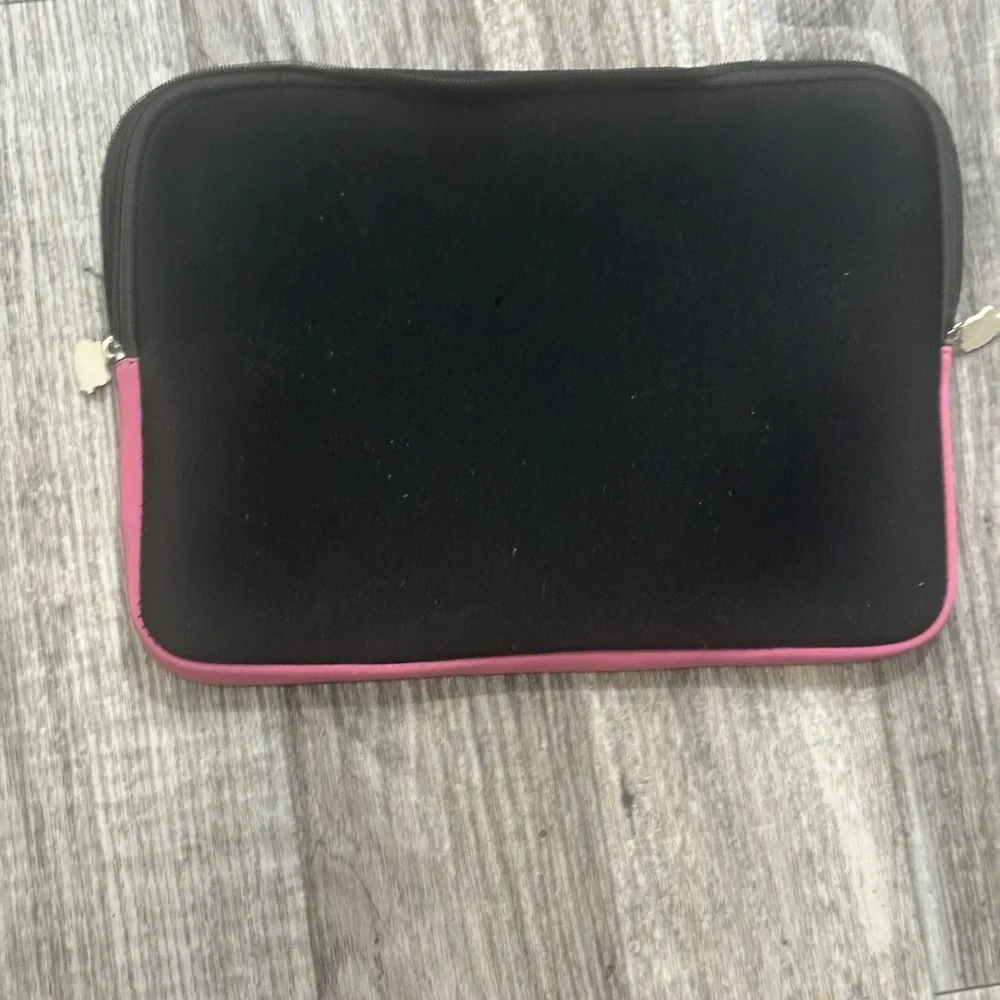 Hello Kitty Polka Dot Tablet Sleeve - Black and Pink